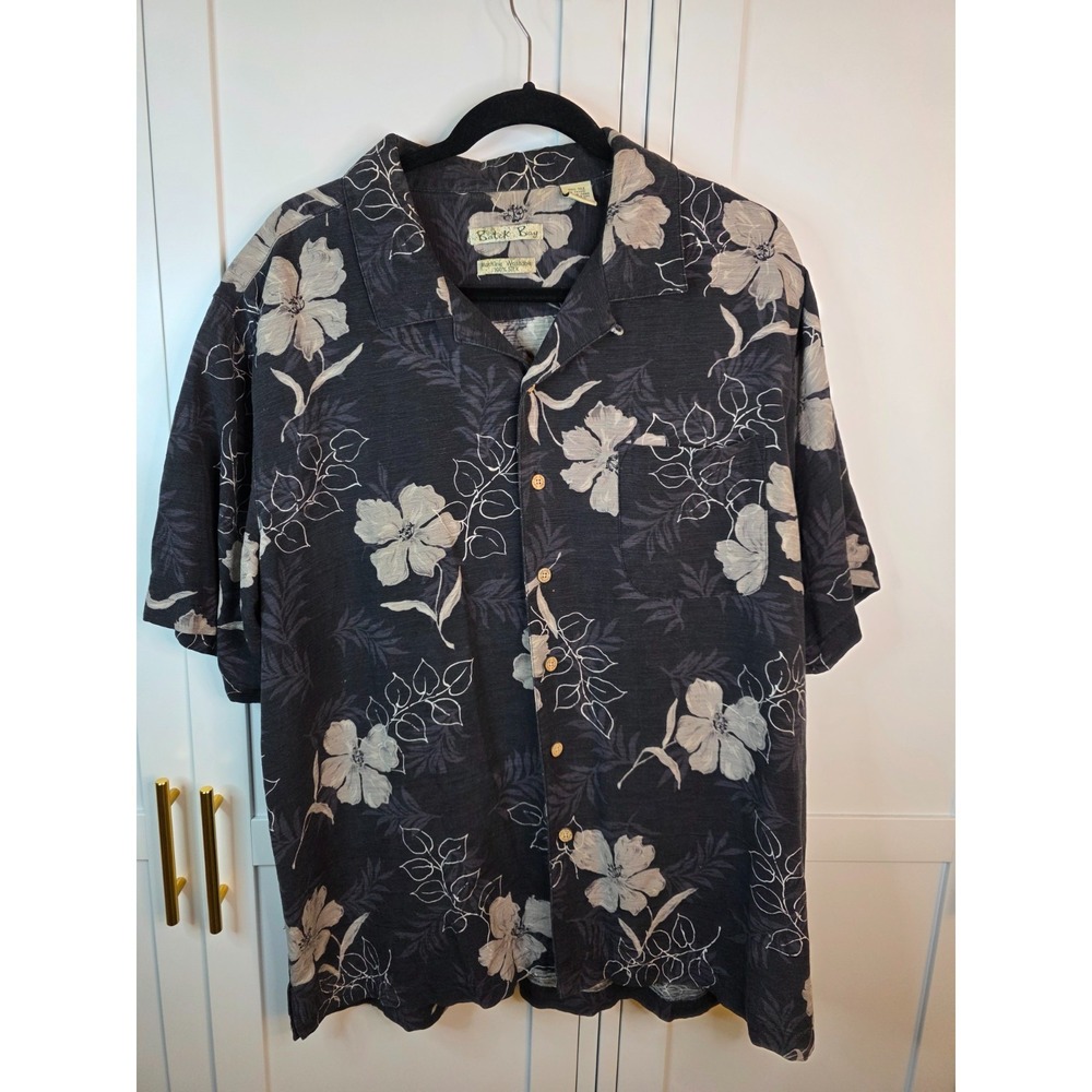 Batik Bay Men's XL Hawaiian  Luau Shirt Silk Black Gray Floral Short Sleeve